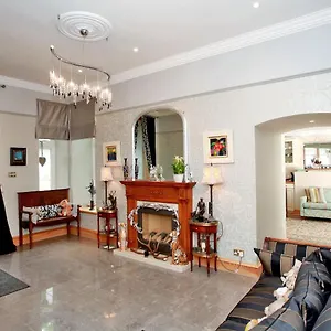  Apartment Luxury Scottish
